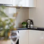 Family With 2 Bedrooms On The 16th Floor In By Renters 바르샤바