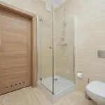 아파트 Family With 2 Bedrooms On The 16th Floor In By Renters *