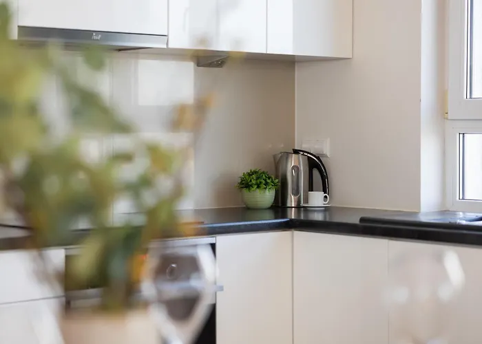 Family With 2 Bedrooms On The 16th Floor In By Renters Varšava